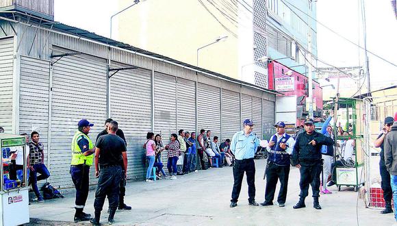 "Marcas" arrebatan a recaudador 70 mil soles  en San Juan de Miraflores