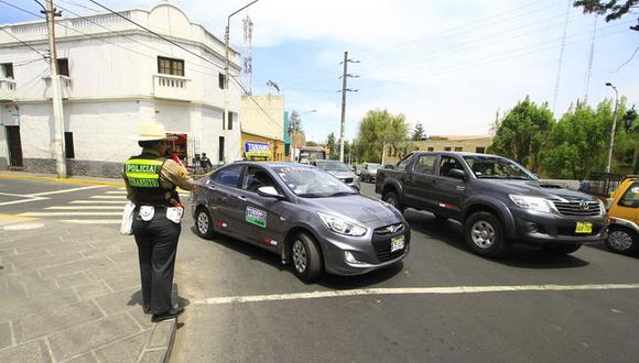 Arequipa: Taxistas se movilizan contra el municipio de Arequipa