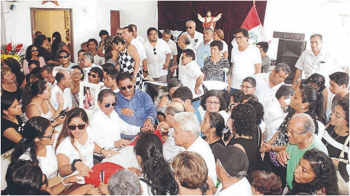 Multitudinario adiós a los sullaneros víctimas de la tragedia en Huaura