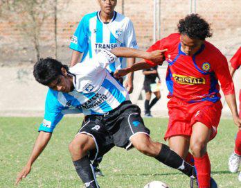 José Olaya recibe al Pío Zúñiga de La Huaca