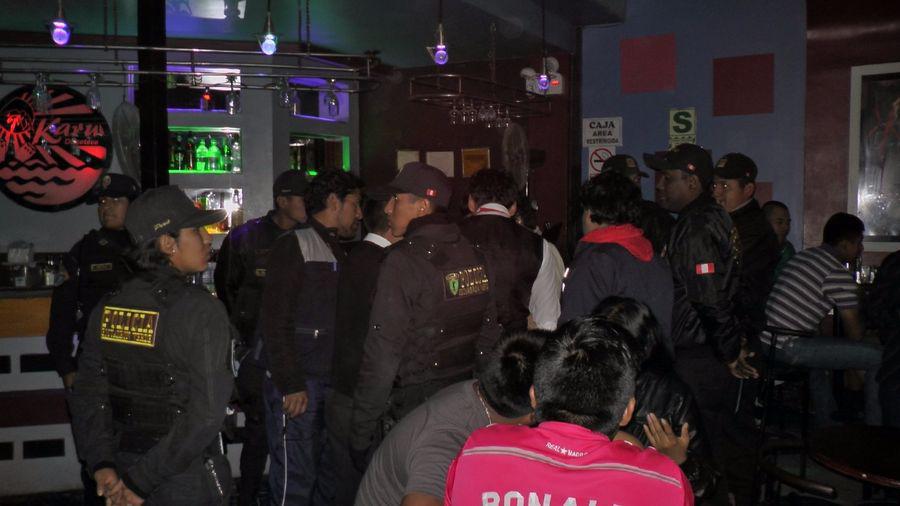 Operativo sacó de discotecas y bares a más de 80 indocumentados