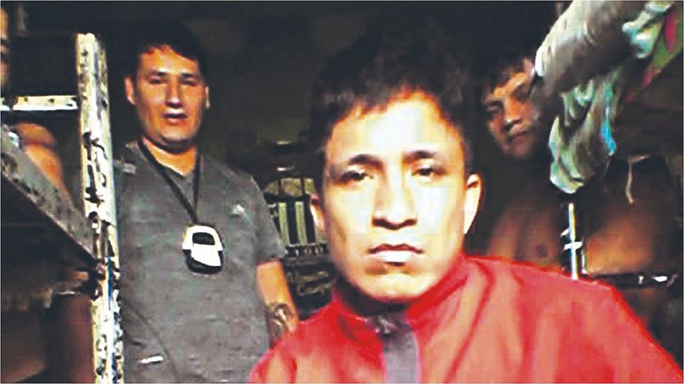 Reos del penal Chiclayo gozan de internet y redes sociales (FOTOS) 