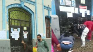Cercado de Lima: Estudiantes llegaron a colegio y encuentran que la puerta tapiada con ladrillos