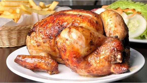 Restaurante ofrece un pollo, papas y ensalada gratis a cambio de tapitas de plástico 