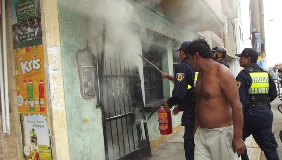 Chimbote: Incendio en bodega genera alarma