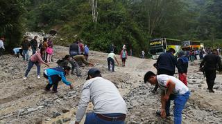 Huaico en vía Tarma - La Merced deja cientos de vehículos varados en la selva central