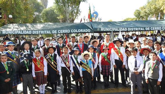 Municipios escolares de Cerro Colorado tomaron juramento