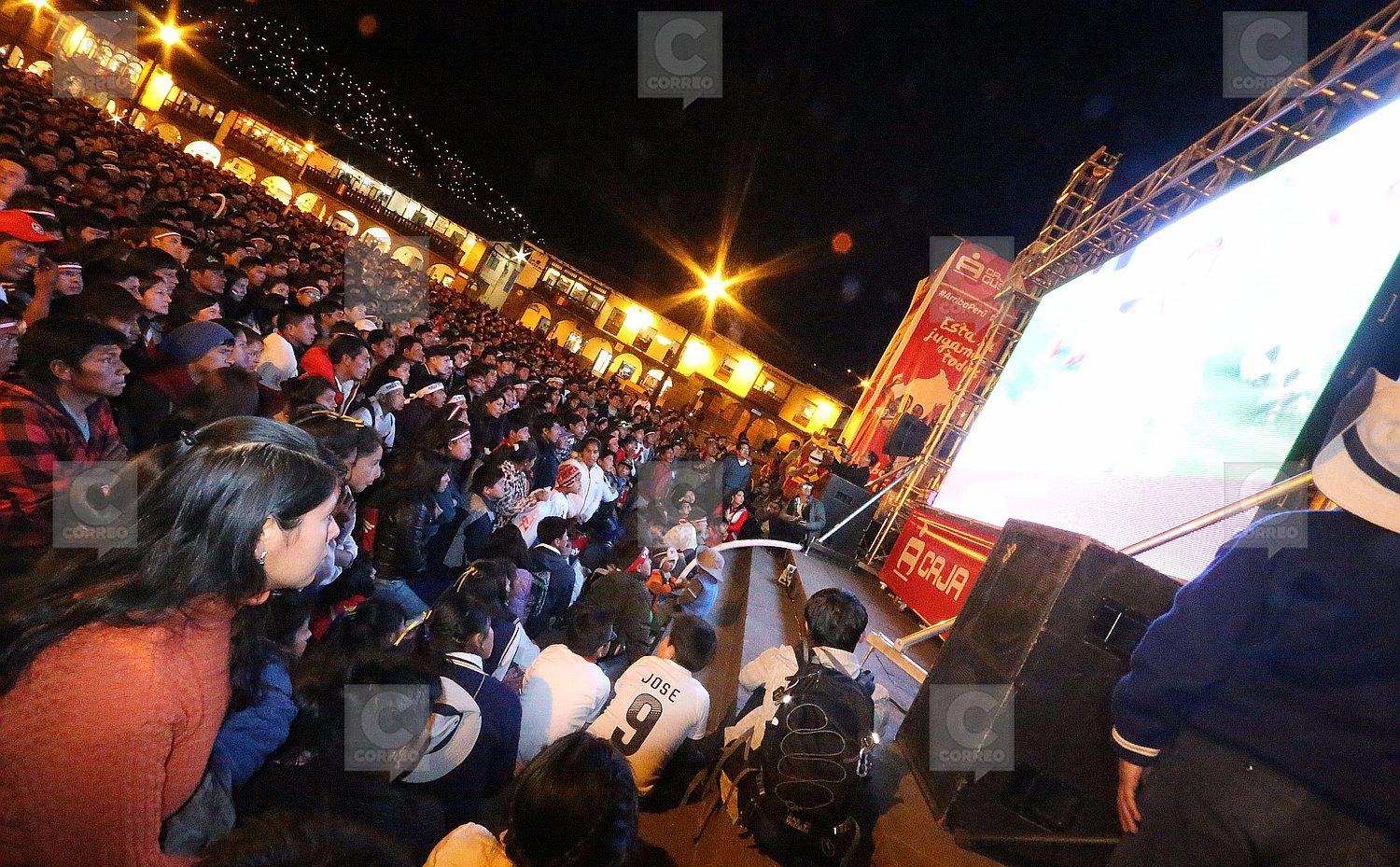 Perú vs. Colombia: Instalan pantallas gigantes en varios puntos de Cusco (FOTOS) 