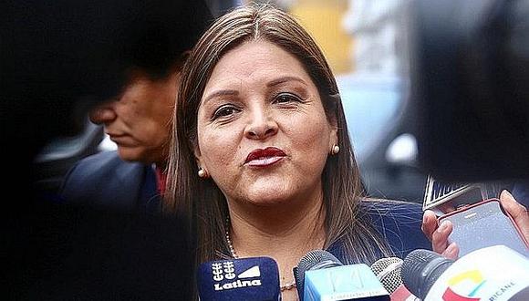 Karina Beteta cuestionó a Vizcarra por no pronunciarse sobre situación de Villanueva