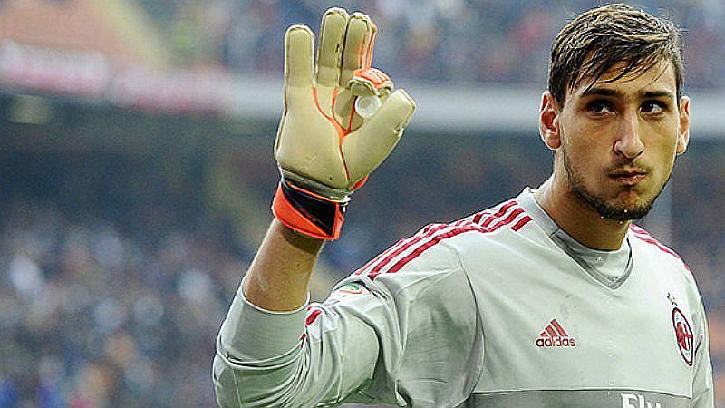 ​Donnarumma se convirtió en el futbolista más joven de la selección de Italia