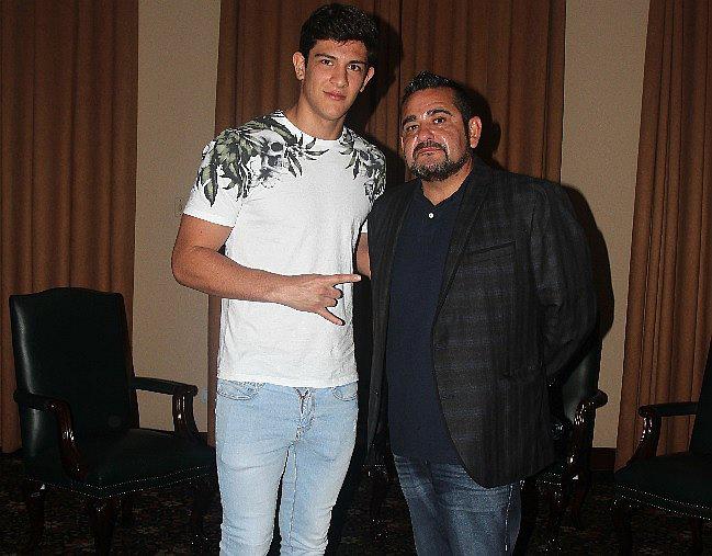 Emilio Jaime, expareja de Flavia Laos quiere seguirle los pasos a Maluma