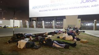 Personas pernoctaron en exteriores de aeropuerto Jorge Chávez tras Inmovilización obligatoria