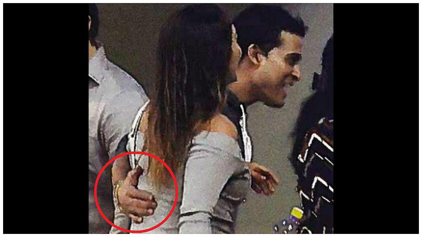 Christian Domínguez: Lo captan haciéndole esto a Isabel Acevedo en plena calle (FOTOS)