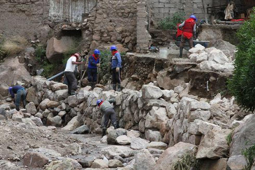 Refuerzan riberas tras crecida de río Seco