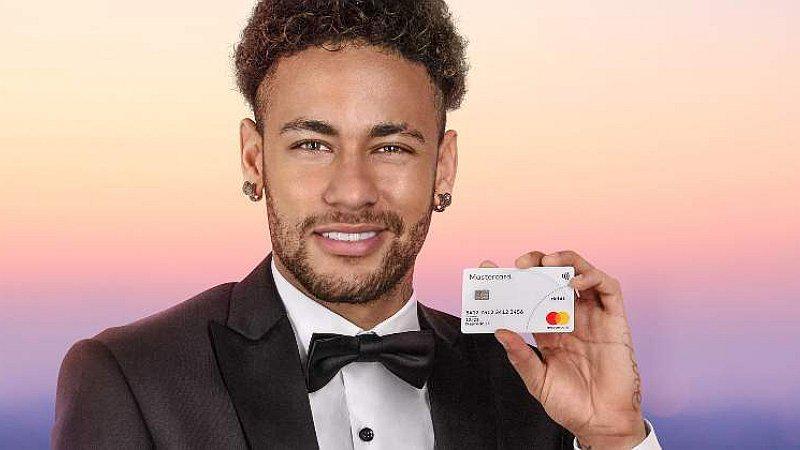 Importante firma de tarjetas suspende su campaña publicitaria con Neymar 