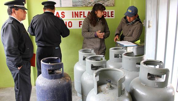 La Oroya: Controlan venta de gas luego de explosión en comercio 