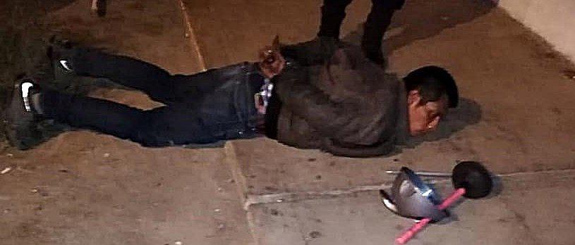 Detienen a hombre que robaba autopartes 