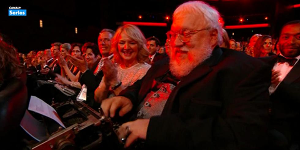 Emmy 2014: George R.R. Martin estuvo escribiendo "Vientos de Invierno" durante la ceremonia