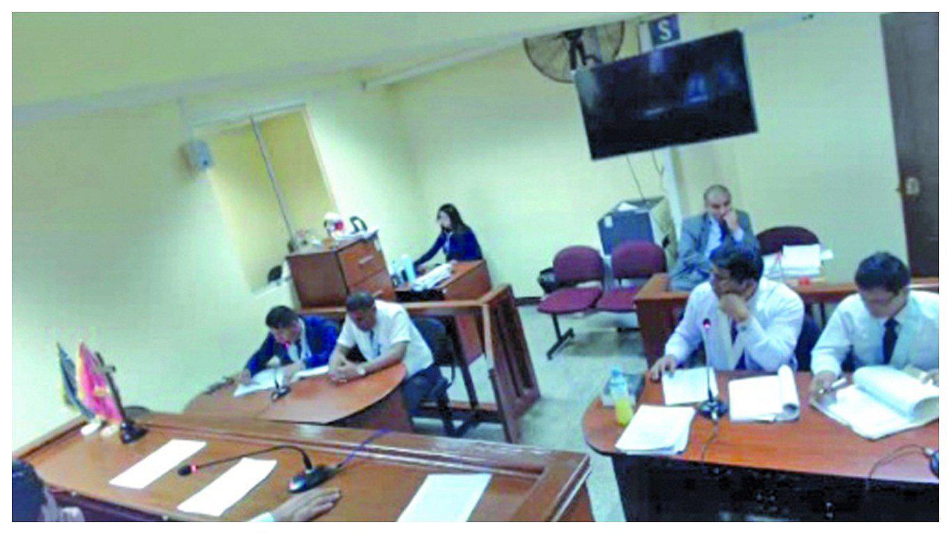 Dictan 4 años de cárcel para 2 exfuncionarios de comuna de Huarmey