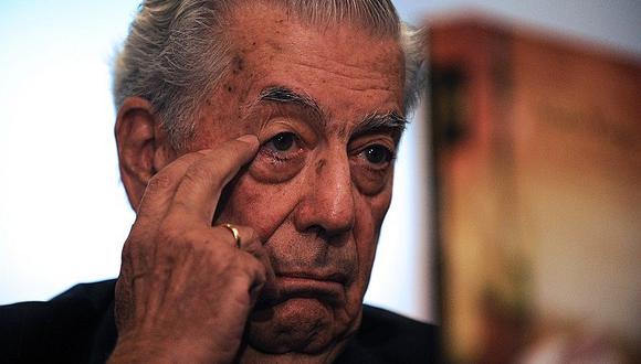 Mario Vargas Llosa fue embestido por medusas en sus vacaciones