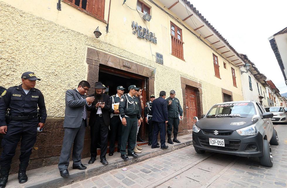 Diez extranjeros detenidos tras hallazgo de drogas en hostal de Cusco (FOTOS)