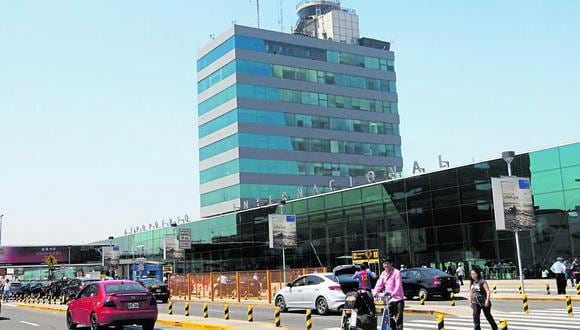 Los gremios recuerdan que en el Contrato de Concesión del Aeropuerto Jorge Chávez no figura la opción de retrasar la ejecución de las obras del nuevo terminal.