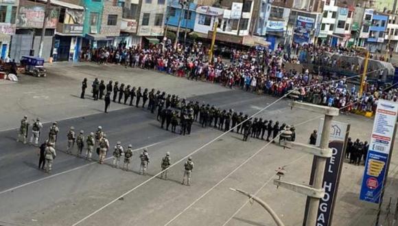La Policía y Ejército buscó tomar control de Panamericana Norte, pero población opuso resistencia. (Foto: Trujillo Hoy)