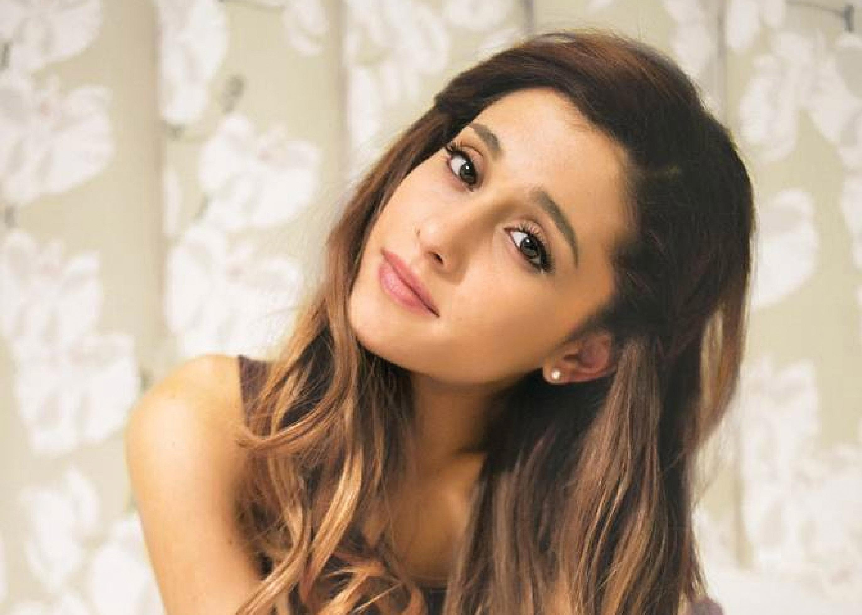 El poderoso mensaje feminista de Ariana Grande es compartido por miles en redes sociales