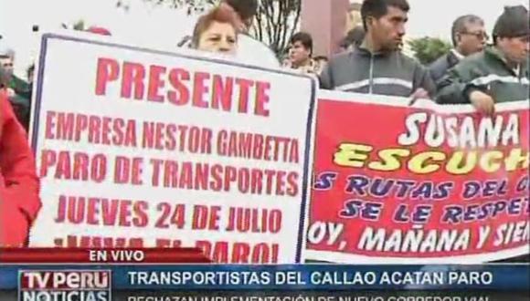 Transportistas del Callao acatan huelga contra nuevo corredor vial