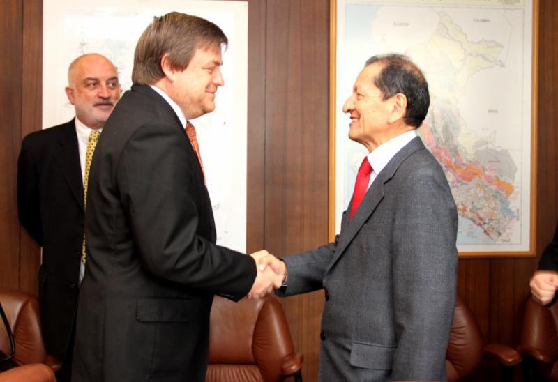 Perú y Chile destacan importancia de la minería para el desarrollo