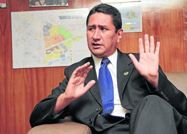 Vladimir Cerrón: “Definitivamente, Conga no va; Tía María, tampoco”