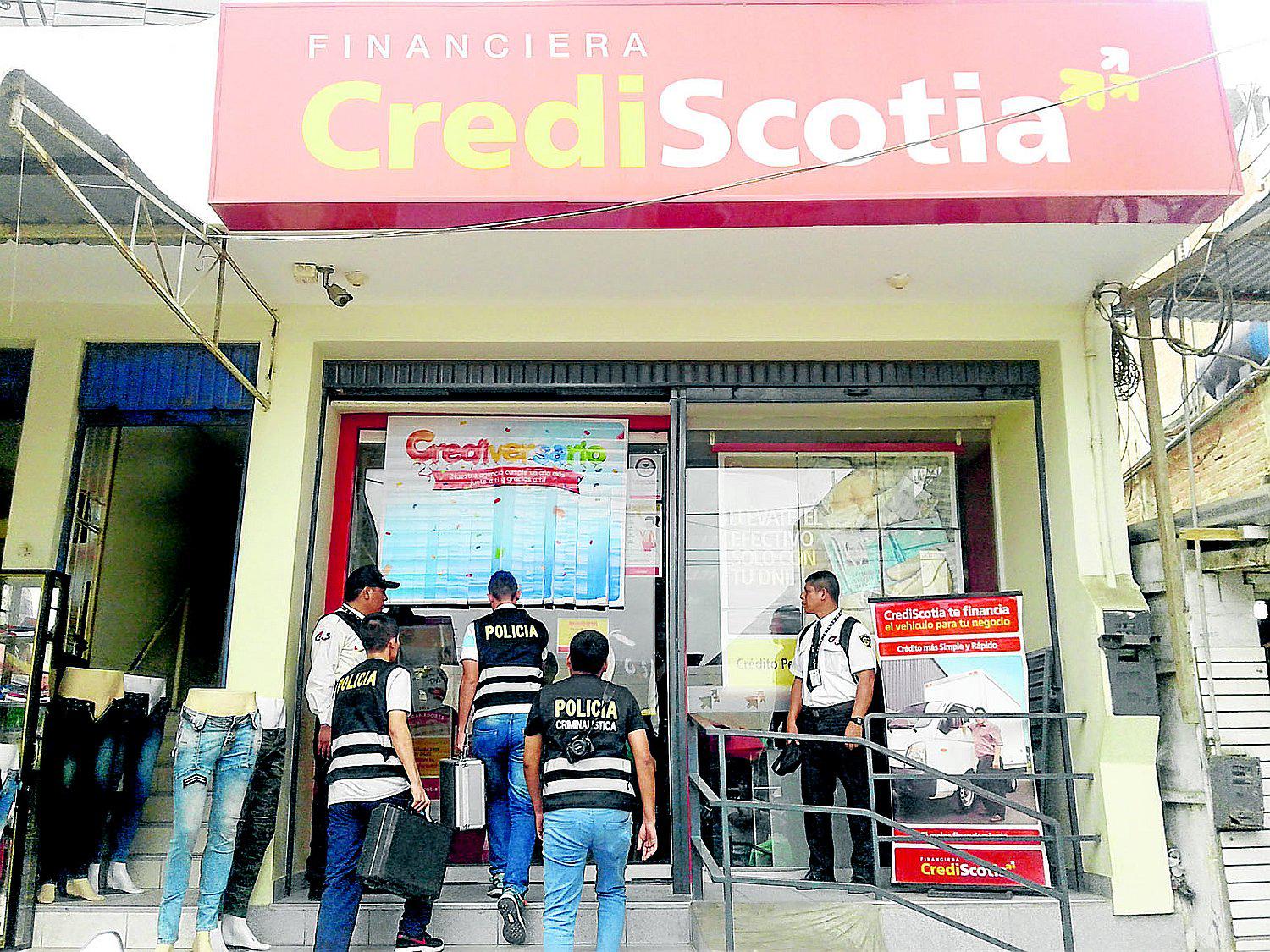 Tumbes: Delincuentes con granadas asaltan una financiera  