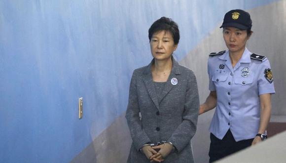 El escándalo de Park Geun-hye expuso los turbios vínculos entre los grandes negocios y la política en Corea del Sur. (Foto: KIM HONG-JI / POOL / AFP)