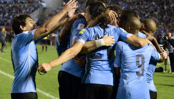 Eliminatorias 2018: Uruguay aplastó 3-0 a Chile