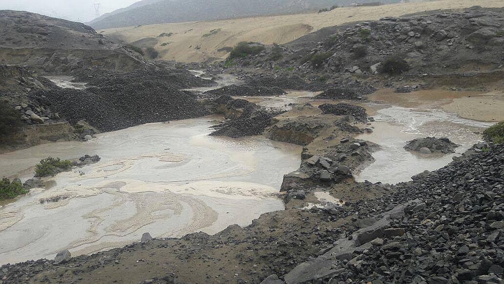 Chicama: Quebrada León Dormido se inunda y aguas llegan hasta el valle (VIDEO)