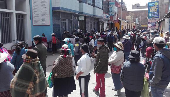 Cifra de muertos y contagios por COVID-19 sigue en incremento en Puno