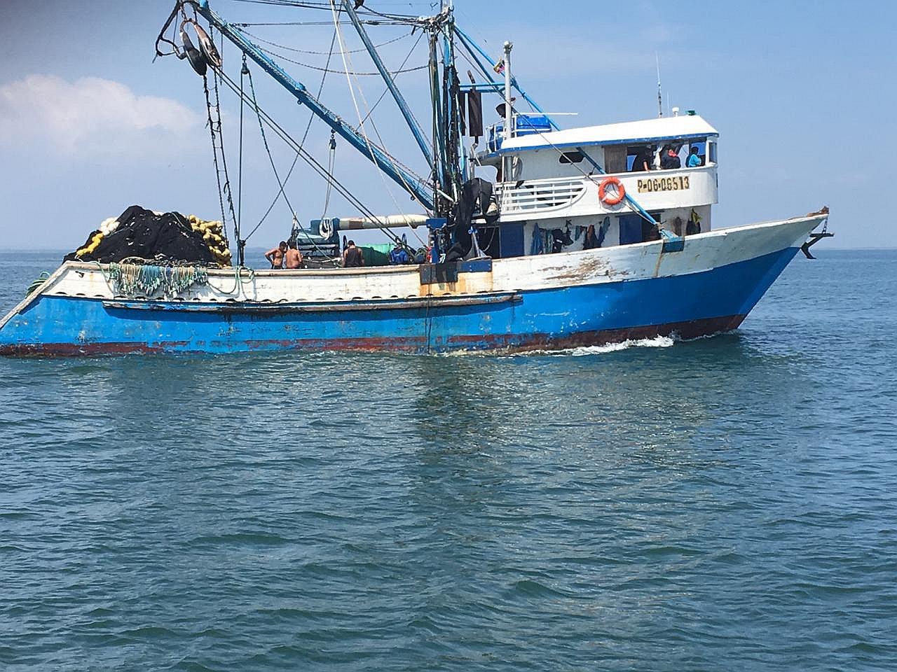 Intervienen embarcación pesquera ecuatoriana por navegar sin permiso en mar de Tumbes