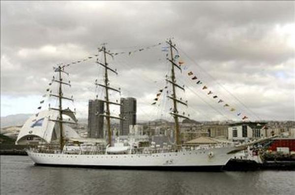 Argentina gestiona liberación de fragata retenida en Ghana