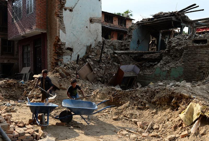 Nepal: Los muertos por el terremoto superan los 8.000