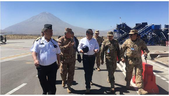 Arequipa: Ministro de Defensa llega a la 'Ciudad Blanca" para coordinar ayuda (VIDEO)