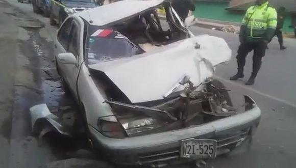 La Oroya: Chofer se salva de morir en aparatoso accidente