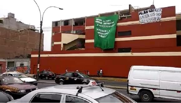 ​Universidad Villareal: Poca presencia policial tras desmanes en casa superior de estudios (VIDEO)