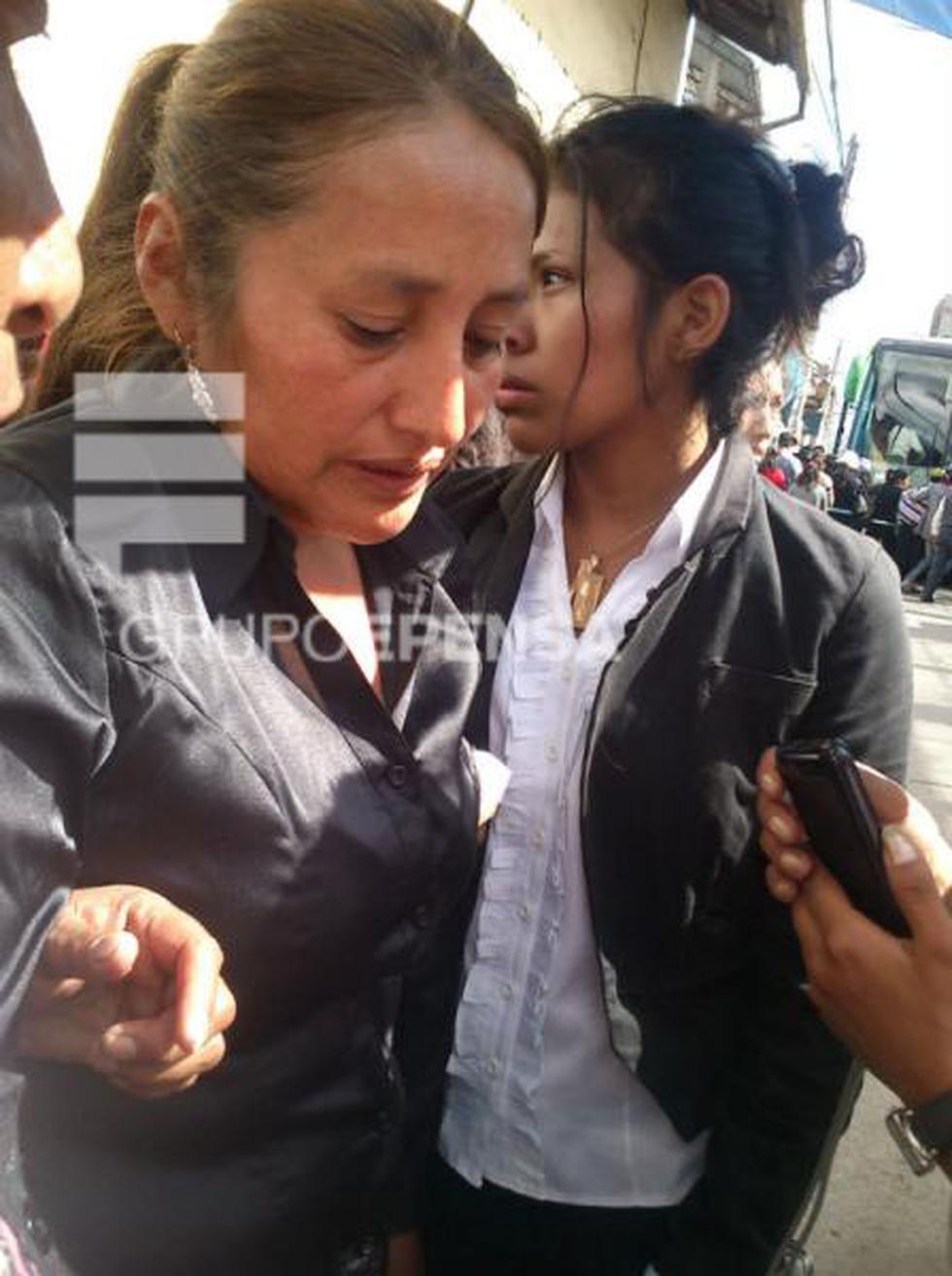 Con orquesta y a ritmo de huaynos despiden a hija  de "Rosita de Huaribamba" 