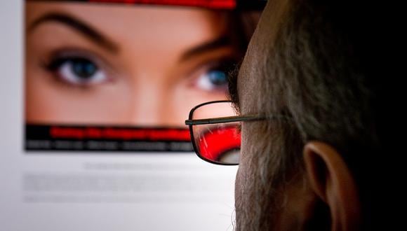 Ashley Madison: Hackers publican datos de 37 millones de casados infieles 