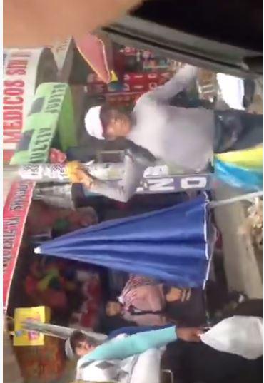 Facebook: Video muestra pelea de ambulantes contra taxista