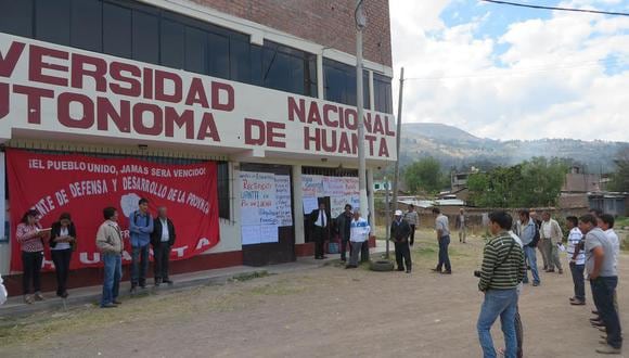 Organizaciones de base rechazan nueva comisión organizadora de universidad de Huanta