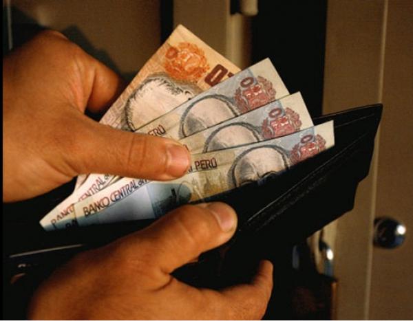 Servidores públicos recibirán Bono de Escolaridad de hasta 400 soles