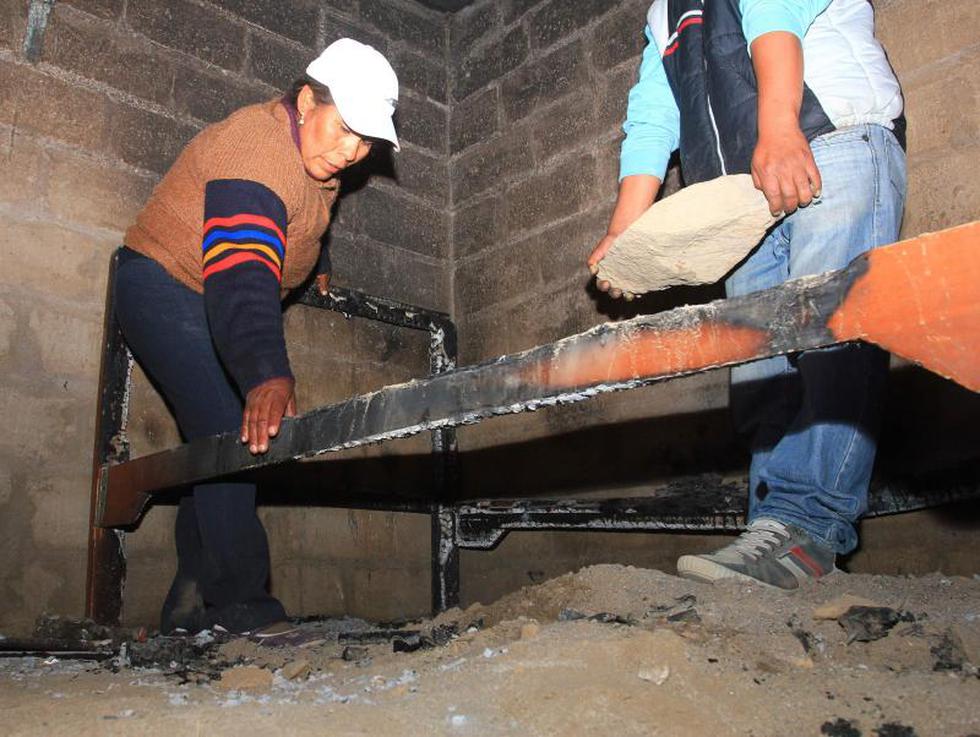 Invasores queman 50 casas en Hunter (fotos)