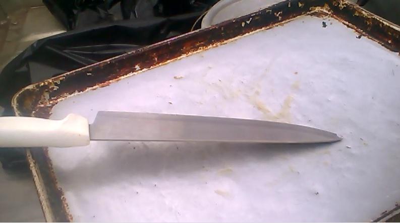 Cusco: Hallan utensilios viejos en Plaza Vea (VÍDEO)