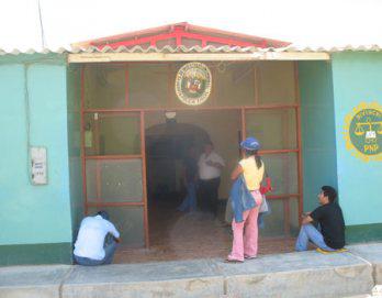 Roban camión cargado de langostino